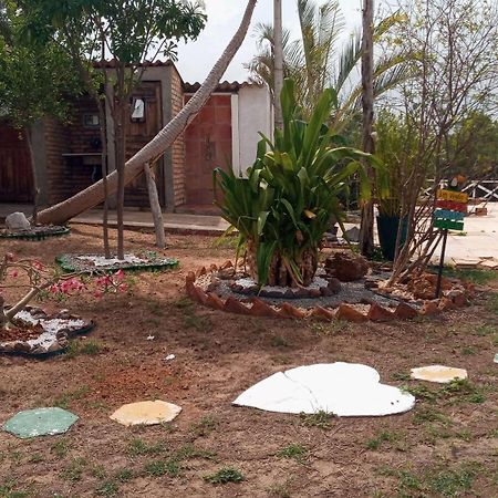 Camping E Pousada Tres Lagoas Hotell Luis Correia Eksteriør bilde